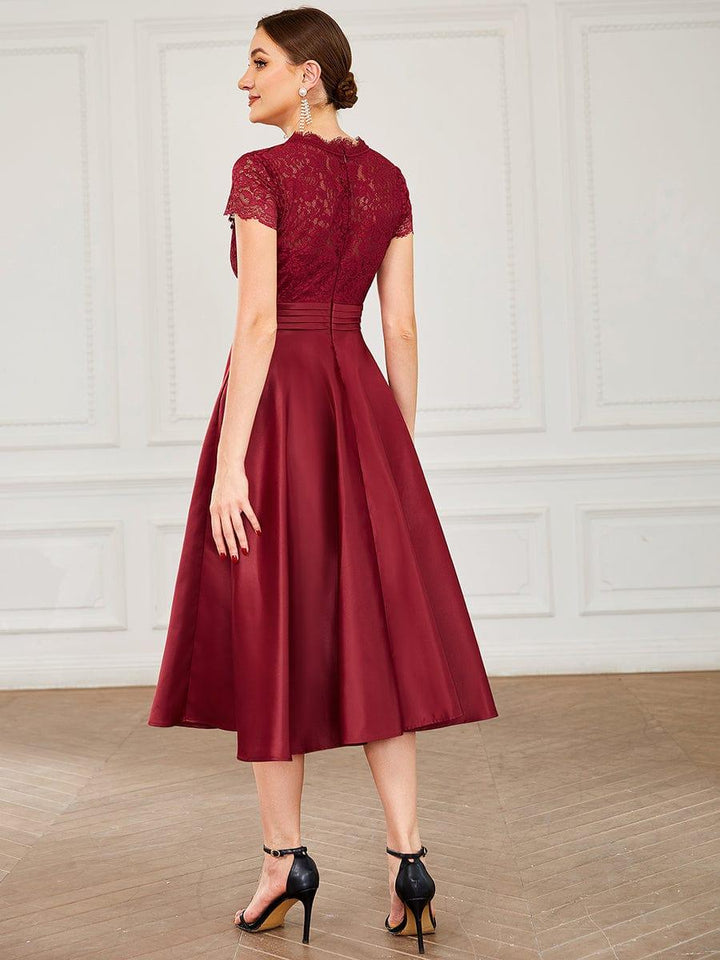 ever HARLEY|Romantic V-neck Lace Bodice Wedding Guest Dress with Pockets
