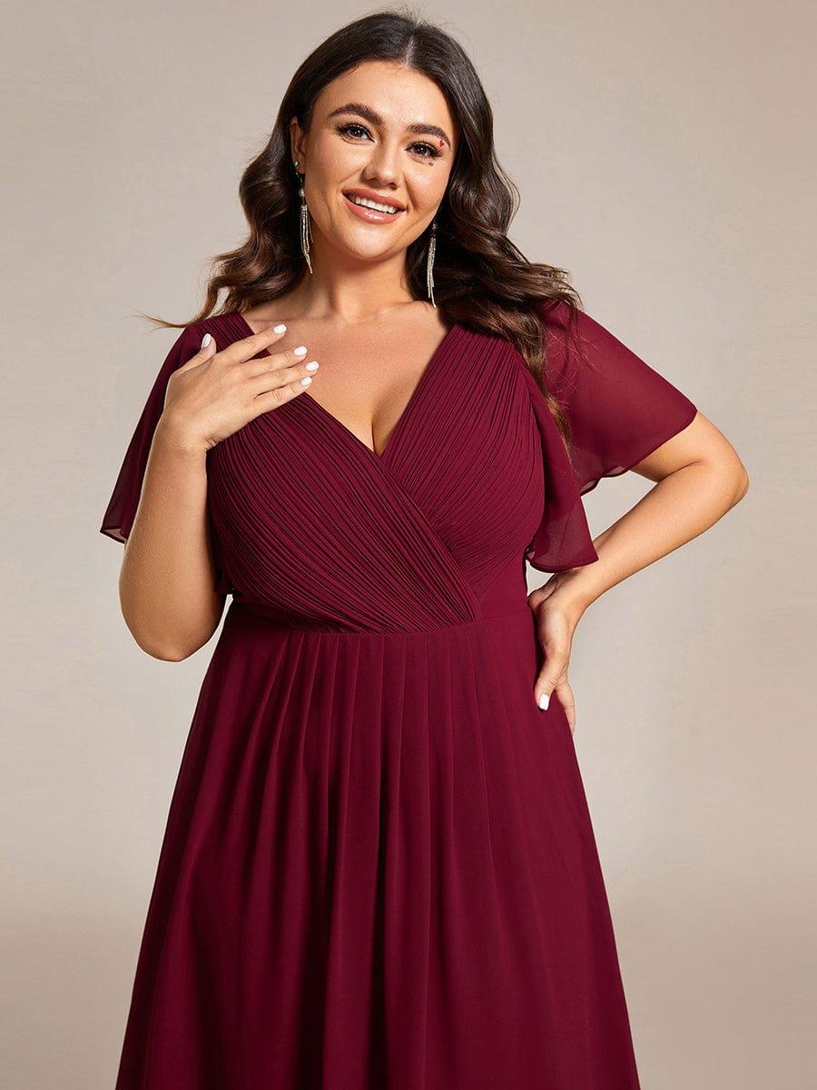 ever FAYE|Plus Size V-Neck Pleated Chiffon Midi Wedding Guest Dress