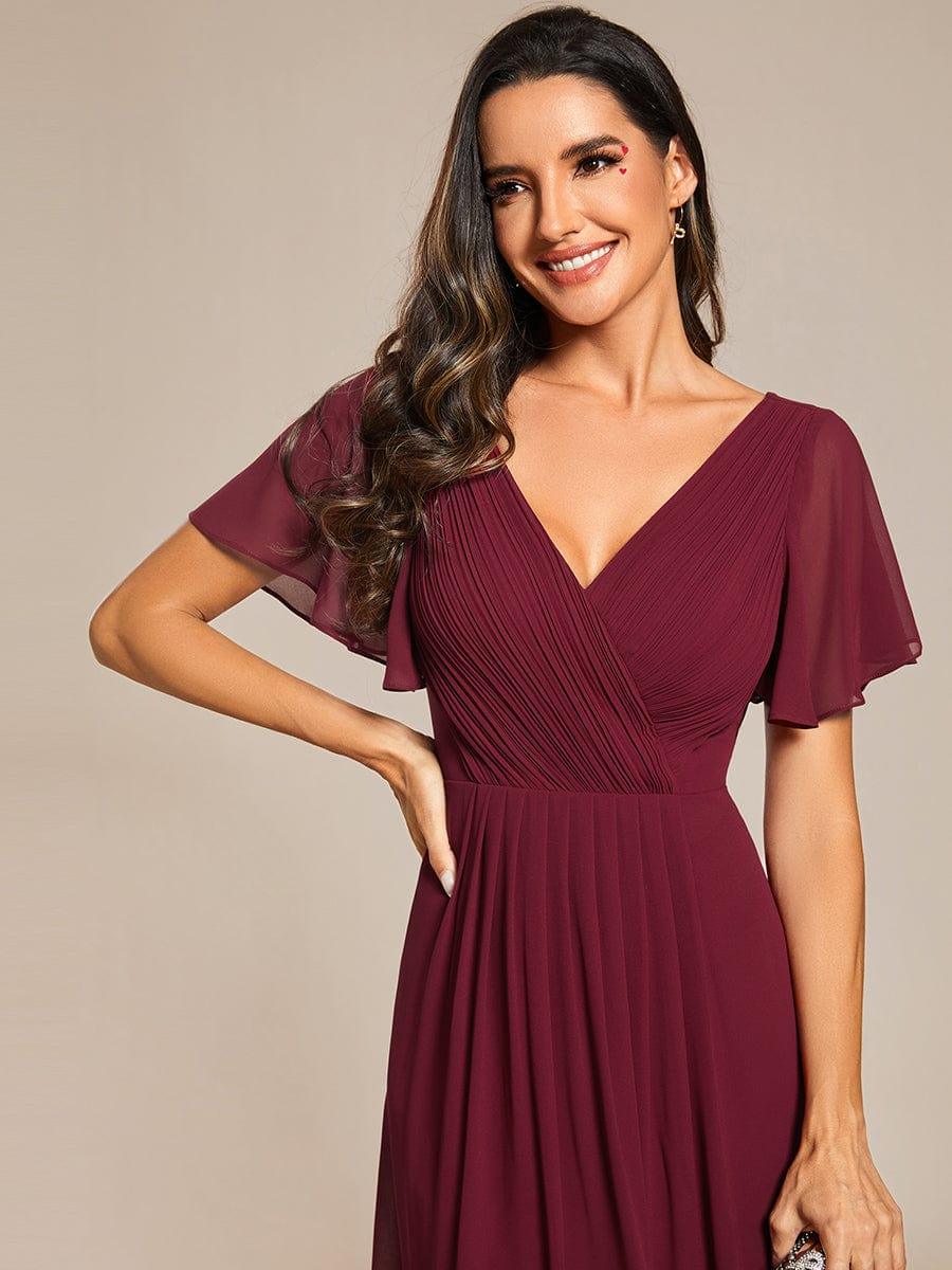ever FAYE|Plus Size V-Neck Pleated Chiffon Midi Wedding Guest Dress