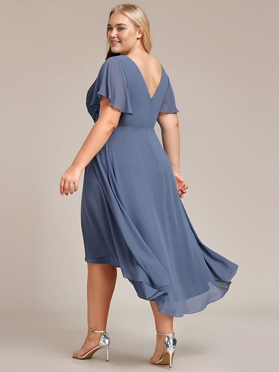 ever FAYE|Plus Size V-Neck Pleated Chiffon Midi Wedding Guest Dress