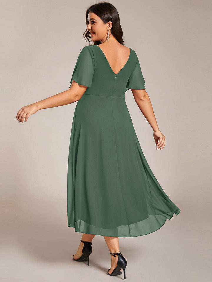 ever FAYE|Plus Size V-Neck Pleated Chiffon Midi Wedding Guest Dress