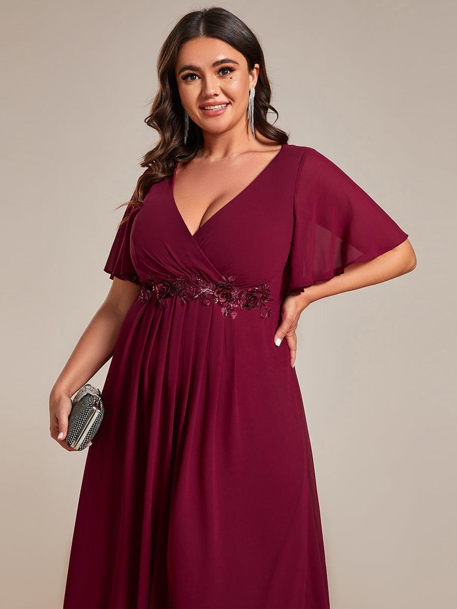 pretty DAHLIA|Plus Size Elegant Short Sleeves V-Neck Floral Applique Wedding Guest Dress