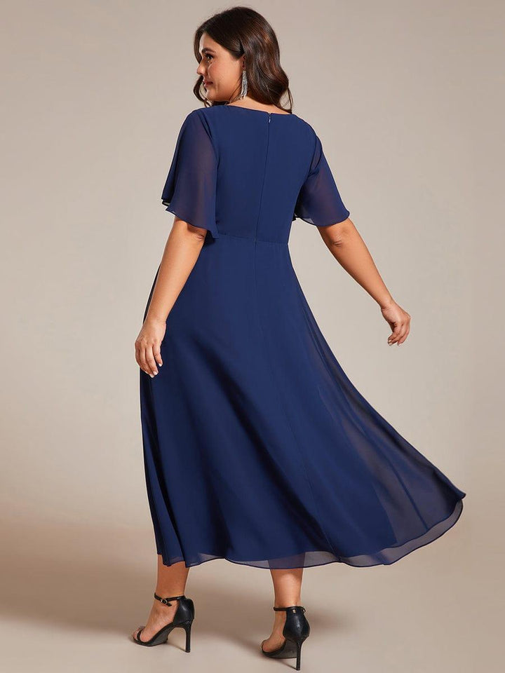 pretty DAHLIA|Plus Size Elegant Short Sleeves V-Neck Floral Applique Wedding Guest Dress