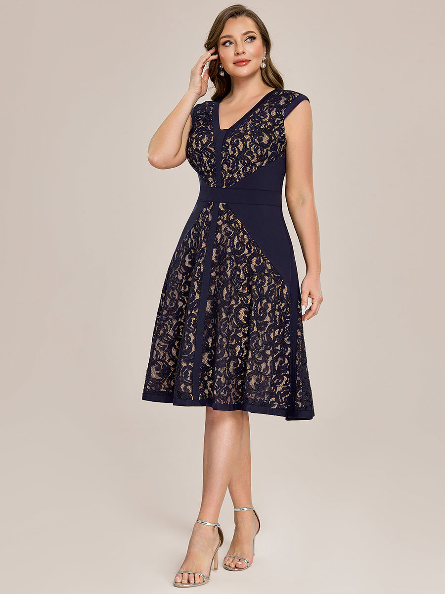 pretty TOVE|Plus Size See-through Lace Sleeveless High Stretch Wedding Guest Dress