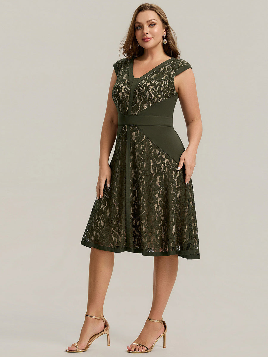 pretty TOVE|Plus Size See-through Lace Sleeveless High Stretch Wedding Guest Dress