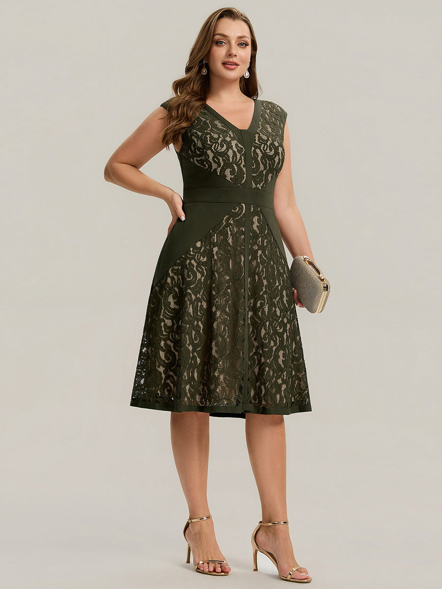 pretty TOVE|Plus Size See-through Lace Sleeveless High Stretch Wedding Guest Dress